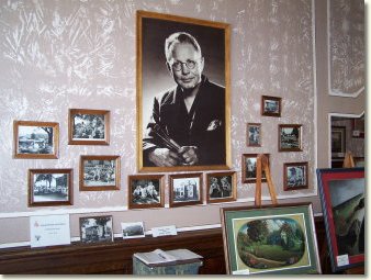 Grant Wood Art Gallery - Grant Wood Portrait